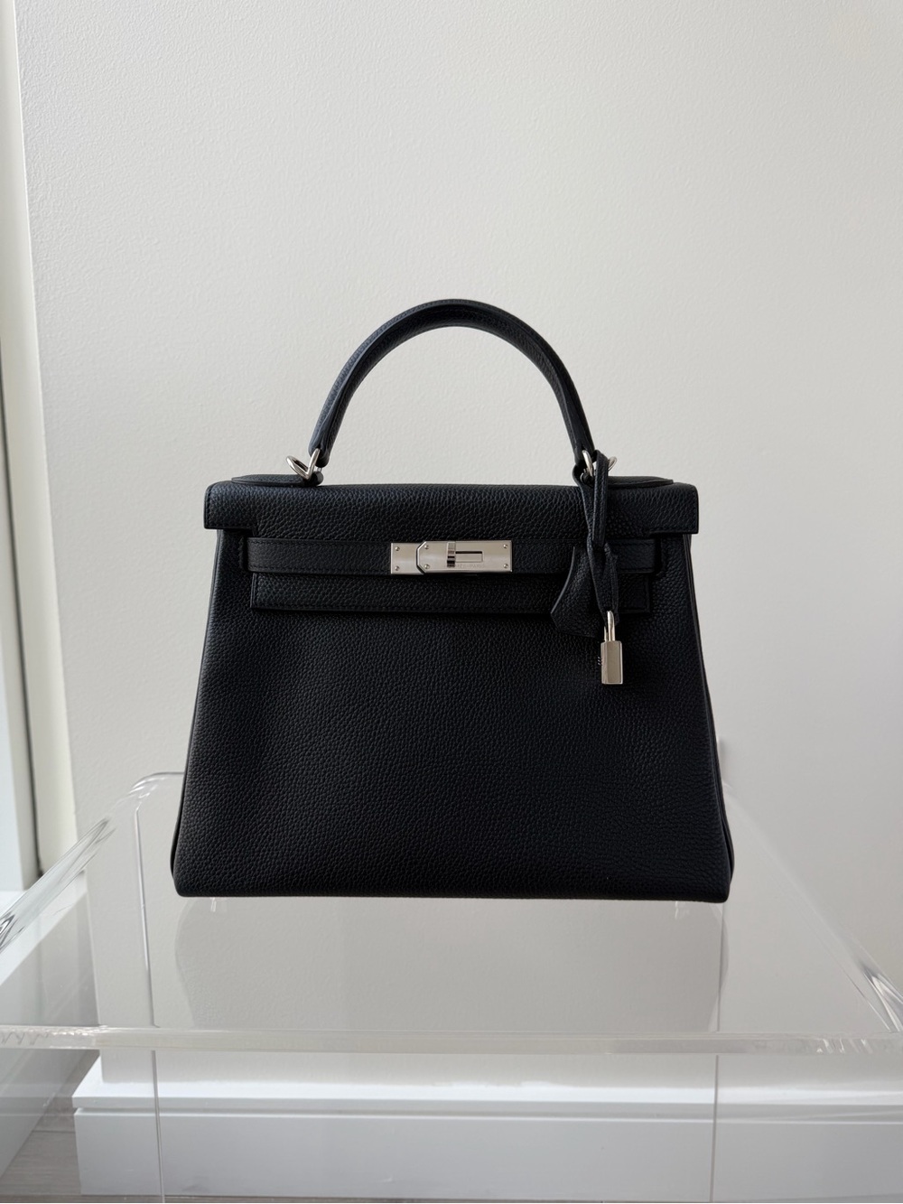 HERMES KELLY RETOURNE 28 NOIR TOGO CALFSKIN LEATHER
